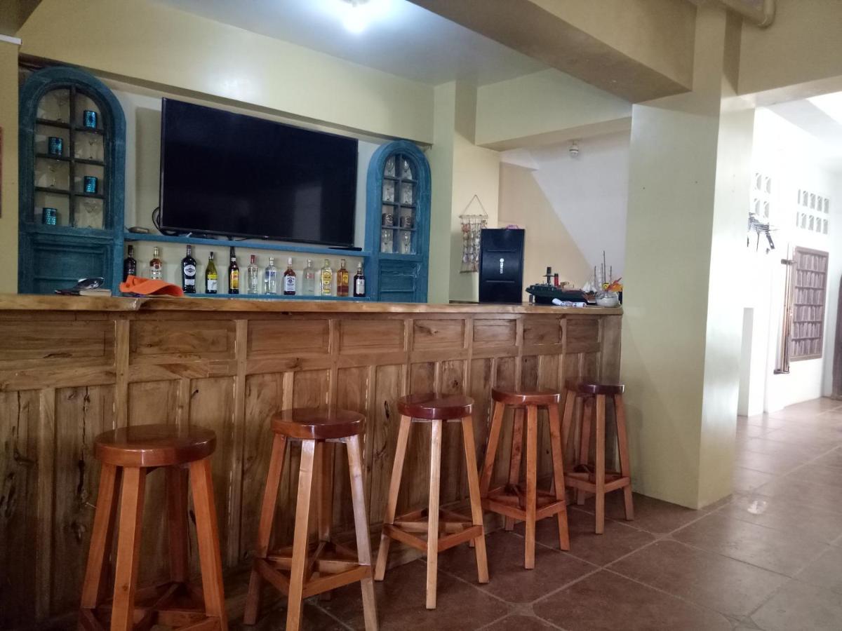 Smallfry'S Beach Resort Calatrava  Екстериор снимка