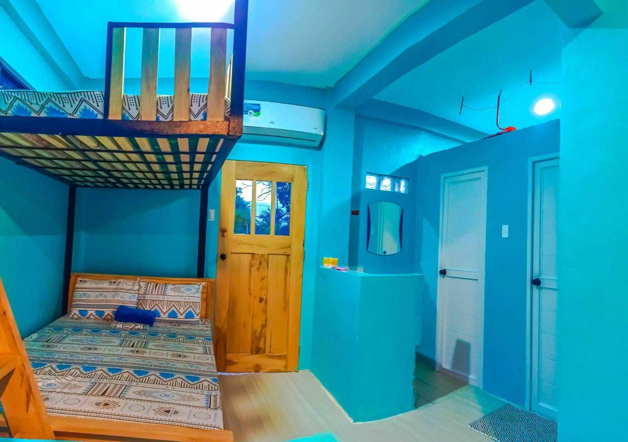 Smallfry'S Beach Resort Calatrava  Екстериор снимка
